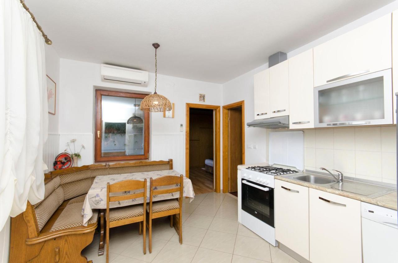 Apartments Banic Постіра Екстер'єр фото